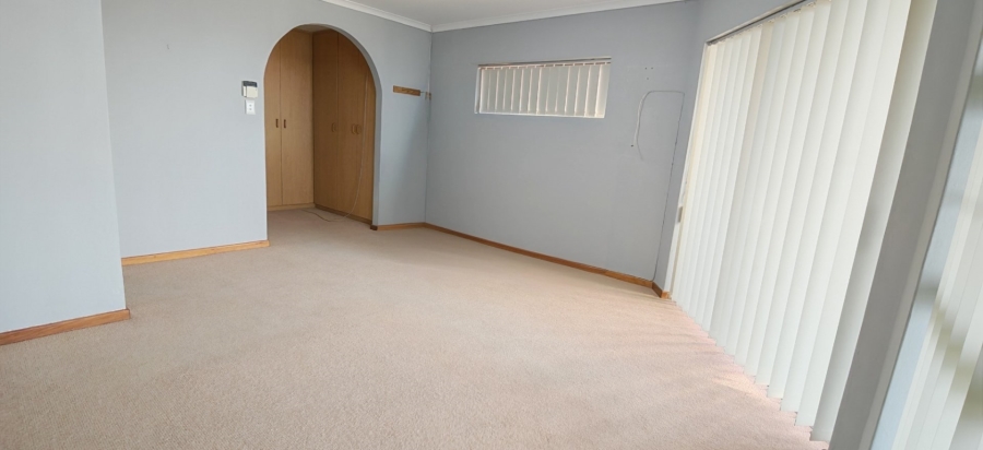 5 Bedroom Property for Sale in Dana Bay Western Cape